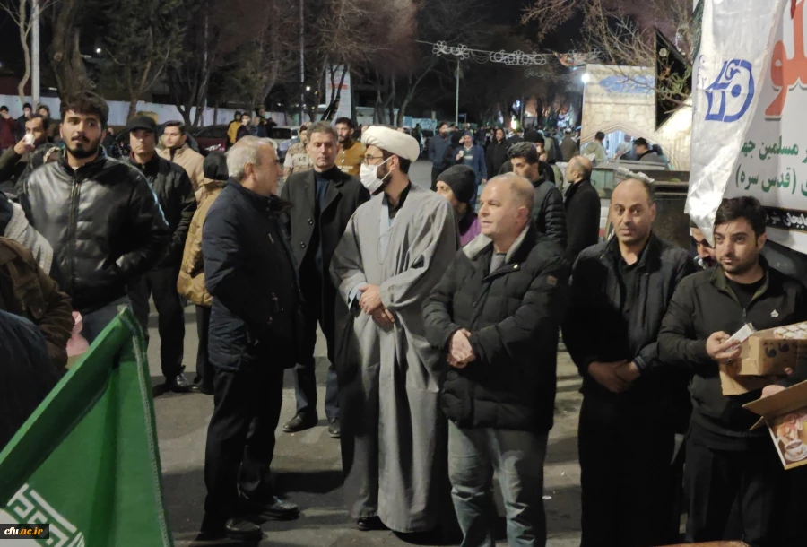 پوشش خبری صدا و سیما از ایجاد موکب و ایستگاه صلواتی دانشگاه فرهنگیان آذربایجان شرقی در میدان ساعت تبریز 3