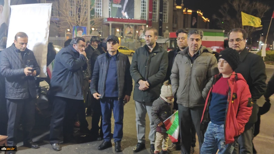 پوشش خبری صدا و سیما از ایجاد موکب و ایستگاه صلواتی دانشگاه فرهنگیان آذربایجان شرقی در میدان ساعت تبریز 5