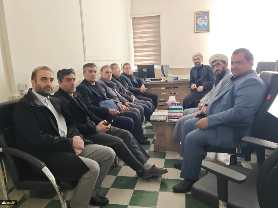 سومین نشست قرارگاه جهادی رسانه و امنیت اجتماعی در دانشگاه فرهنگیان استان آذربایجان شرقی برگزار شد
. 4