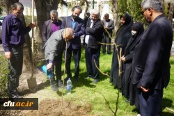 کاشت نهال به مناسبت گرامیداشت روز شهدا و به نیابت از رهبر شهید و همچنین ۳۴ شهید دانشجو معلم 4