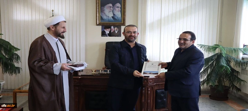 دیدار صمیمی رئیس دانشگاه فرهنگیان استان اردبیل با مدیرکل آموزش وپرورش 6