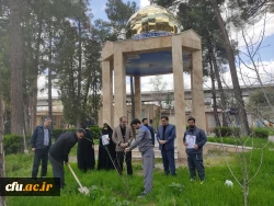 کاشت نهال توسط ریاست و اعضای هیات رئیسه دانشگاه فرهنگیان استان کرمانشاه به یاد شهدای دانش آموز استان در جنگ رمضان 4