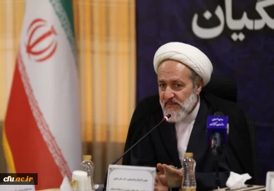 حجت الاسلام و المسلمین علی تقوی:

تأکید بر هویت محوری، نقش استادان و مبانی توحیدی در تربیت مقاومتی دانشجومعلمان