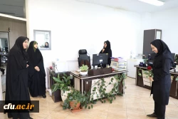 
دیدارآرزو عادلی فر سرپرست معاونت برنامه ریزی و توسعه منابع و حوریه رزاقیان مشاور امور بانوان دانشگاه فرهنگیان با بانوان سازمان مرکزی به مناسبت ولادت حضرت معصومه(س) 11