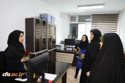 
دیدارآرزو عادلی فر سرپرست معاونت برنامه ریزی و توسعه منابع و حوریه رزاقیان مشاور امور بانوان دانشگاه فرهنگیان با بانوان سازمان مرکزی به مناسبت ولادت حضرت معصومه(س) 8