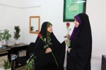 
دیدارآرزو عادلی فر سرپرست معاونت برنامه ریزی و توسعه منابع و حوریه رزاقیان مشاور امور بانوان دانشگاه فرهنگیان با بانوان سازمان مرکزی به مناسبت ولادت حضرت معصومه(س) 10