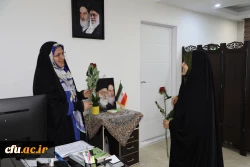 
دیدارآرزو عادلی فر سرپرست معاونت برنامه ریزی و توسعه منابع و حوریه رزاقیان مشاور امور بانوان دانشگاه فرهنگیان با بانوان سازمان مرکزی به مناسبت ولادت حضرت معصومه(س) 5