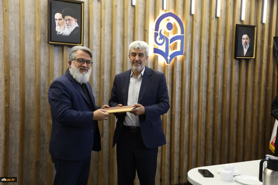 جلسه اداره کل شاهد 7