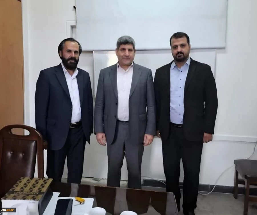 دیدار سرپرست دانشگاه فرهنگیان کهگیلویه و بویراحمد با دکتر سید ضیاء هاشمی، معاون فرهنگی و اجتماعی معاون اول رئیس جمهور 3