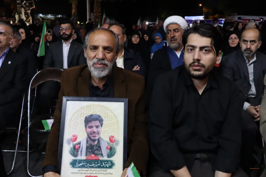 برگزاری مراسم گرامیداشت مقام معلم در موکب دانشگاه فرهنگیان
 6