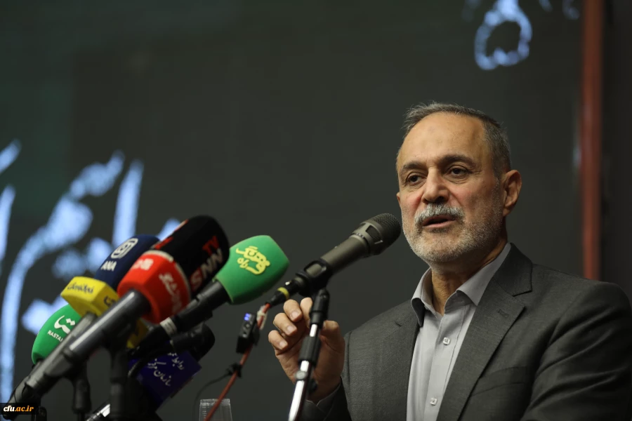 هنر «گوش دادن مؤثر» و «رفتار مدیریتی اخلاق مدارانه» از مهم ترین درس هایی که از رهبر شهید آموختم 2