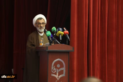 دبیر شورای عالی انقلاب فرهنگی:

اهتمام ویژه به دانشگاه فرهنگیان و تقویت بنیان های آن

