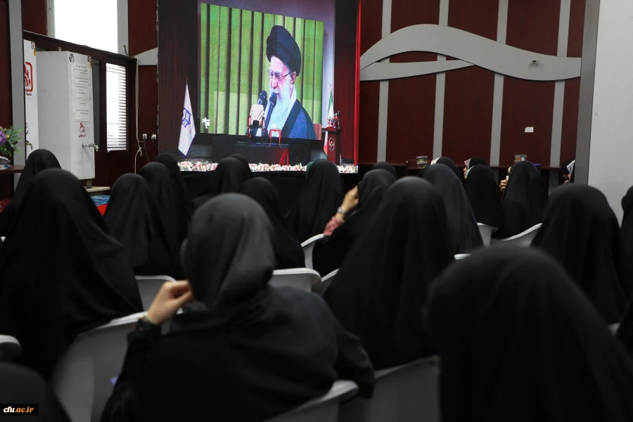 آیین گرامیداشت سالروز حضور ارزشمند رهبر شهید انقلاب در دانشگاه فرهنگیان 5