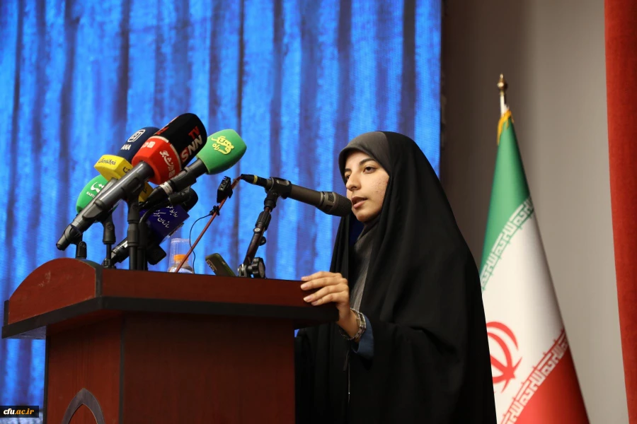 آیین گرامیداشت سالروز حضور ارزشمند رهبر شهید انقلاب در دانشگاه فرهنگیان 24