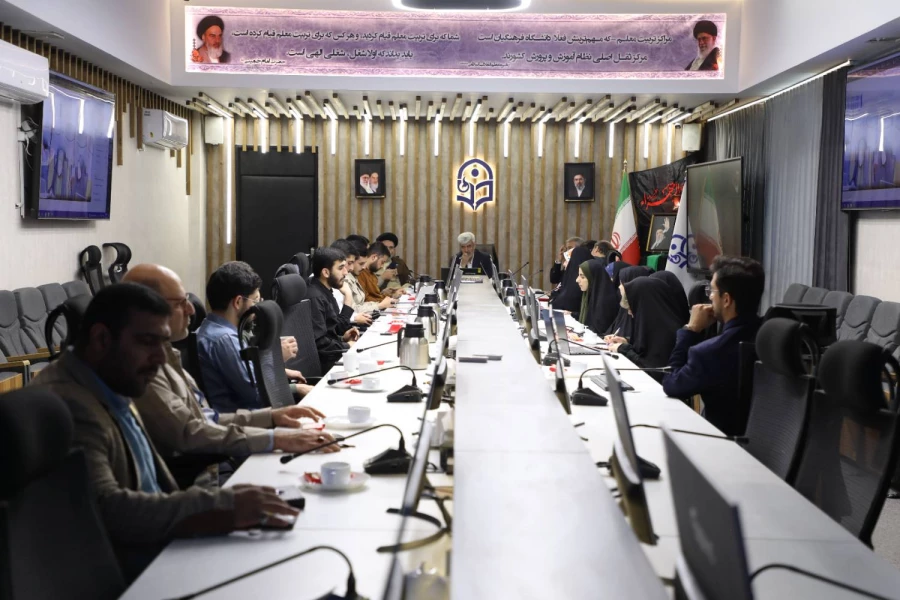 دانشجومعلمان بسیجی، پیشرانان مرجعیت علمی 

 7