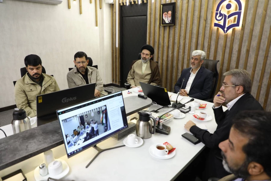 دانشجومعلمان بسیجی، پیشرانان مرجعیت علمی 

 8
