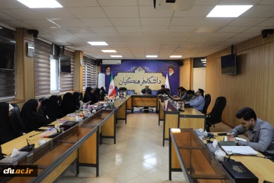 رئیس دانشگاه فرهنگیان: 

طرح های تحولی توانمندسازی دانشجومعلمان باید در زنجیره رسمی رشد معلمی قرار گیرد