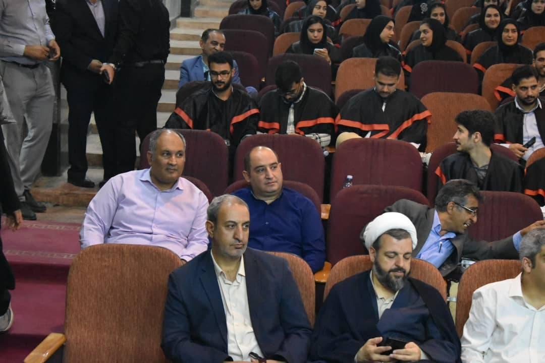 جشن فارغ التحصیلی