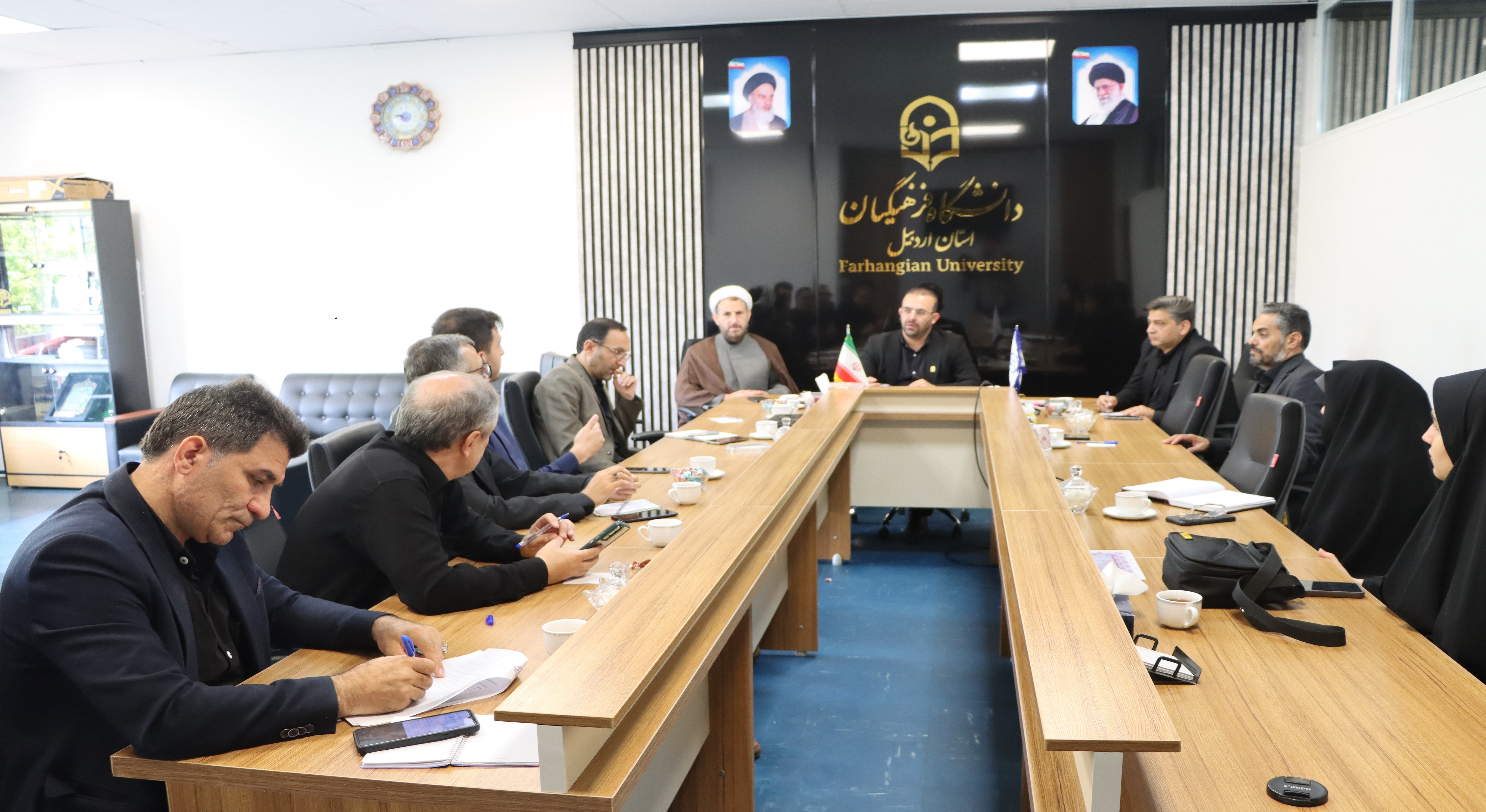 برگزاری جلسه هماهنگی اعزام کاروان دانشگاه فرهنگیان استان اردبیل به مراسم تشییع رهبر شهید