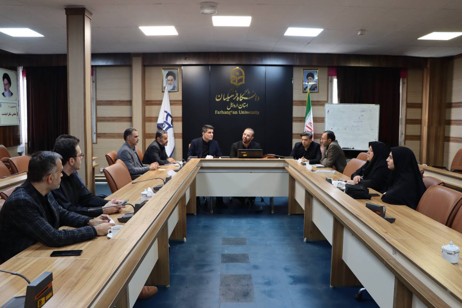 دومین جلسه هماهنگی اعزام کاروان دانشگاه فرهنگیان اردبیل به مراسم تشییع رهبر شهید برگزار شد.