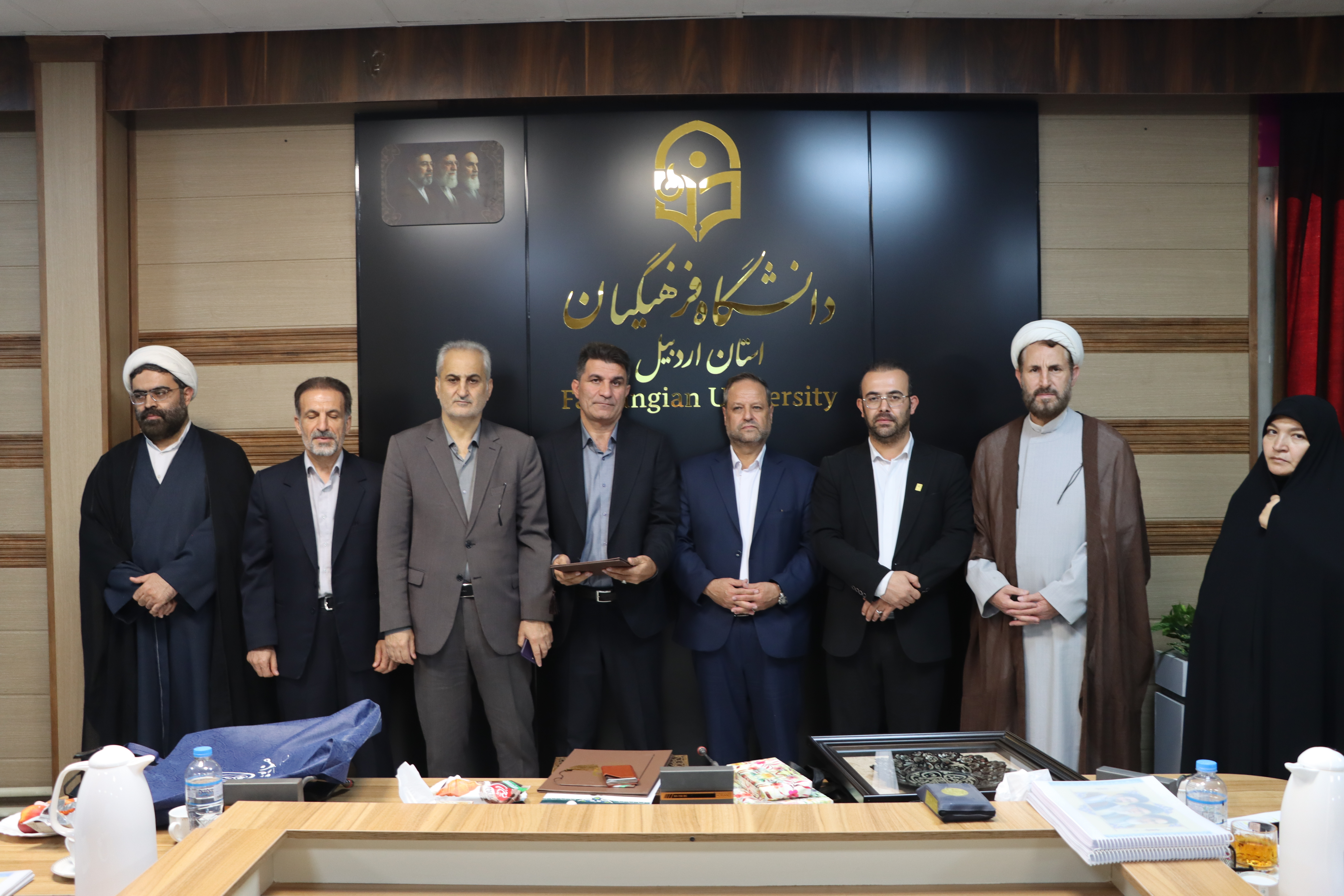 آیین تکریم و معارفه سرپرست دانشگاه فرهنگیان استان اردبیل برگزار شد.