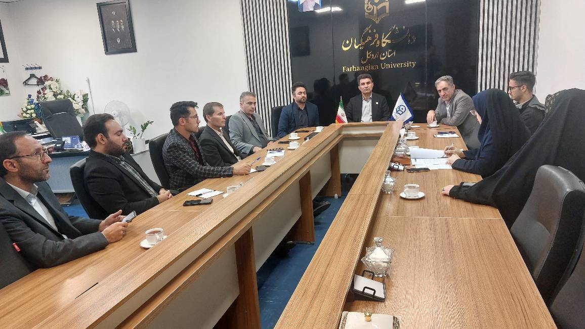 دومین نشست شورای پژوهشی در دانشگاه فرهنگیان استان برگزار شد.