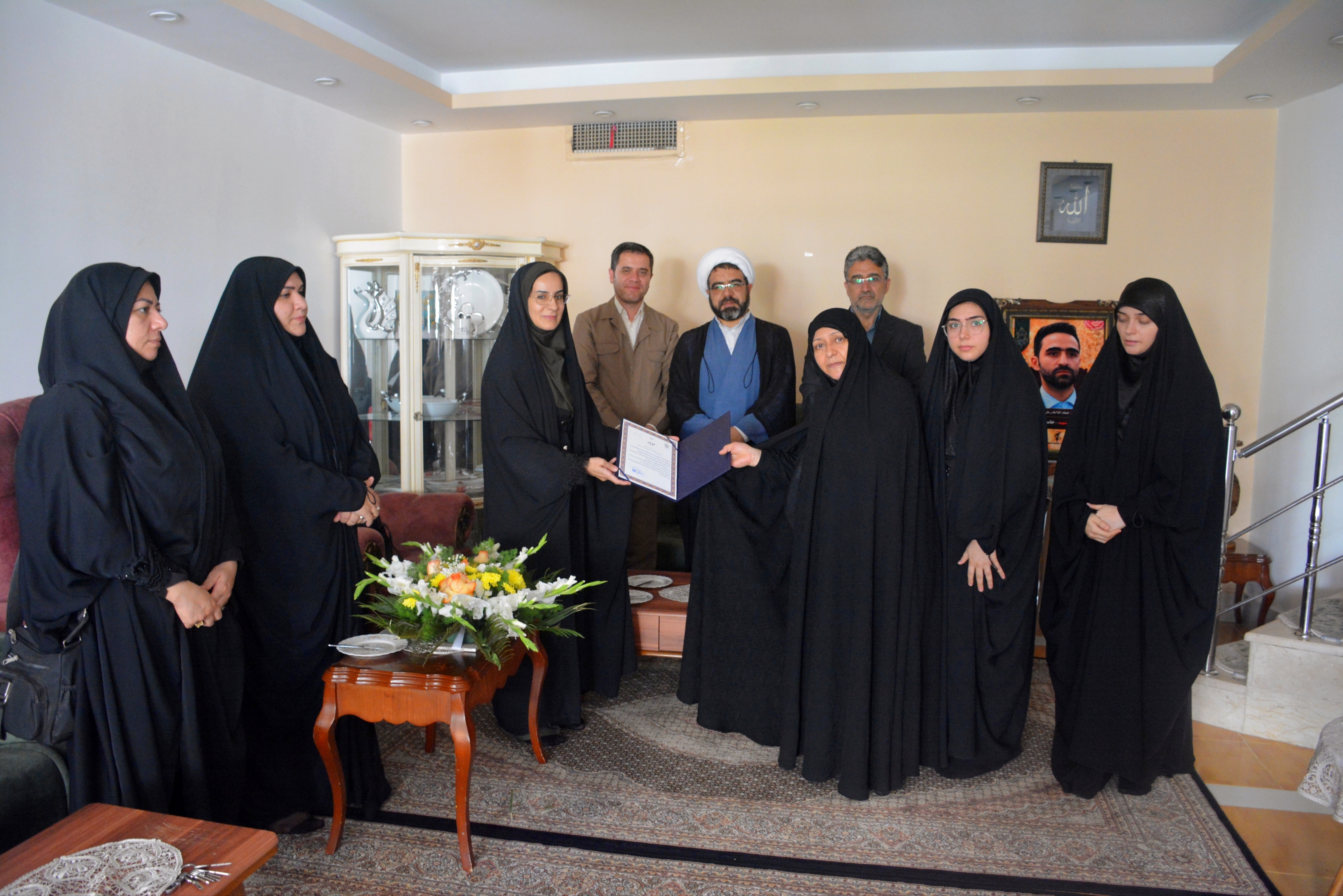 دیدار مسئولان دانشگاه فرهنگیان آذربایجان‌غربی با خانواده شهید حامد دایی‌زاده
