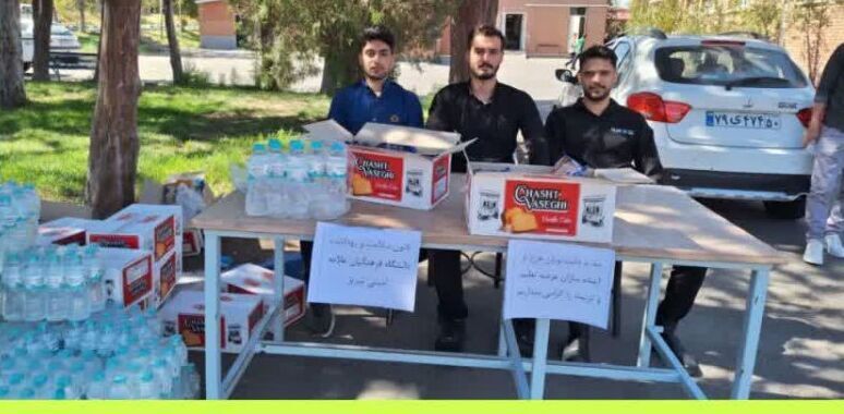 برپایی ایستگاه خدمات مشاوره‌ای و بهداشتی به مناسبت استقبال از دانشجومعلمان در دانشگاه فرهنگیان آذربایجان شرقی