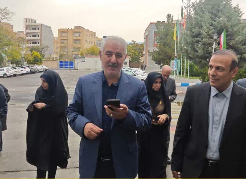 بازدید فرماندار تبریز از فرایند ارزیابی شایستگی‌های معلمی در پردیس فاطمه‌الزهرا (س) تبریز