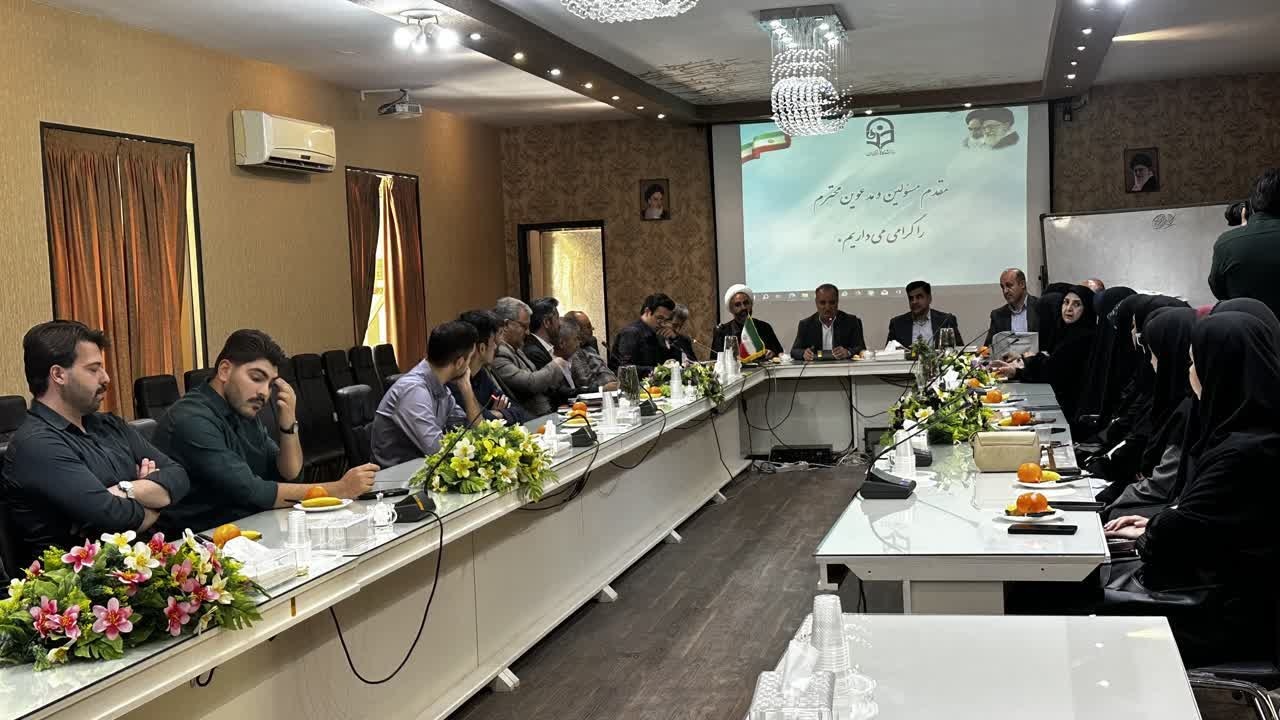 برگزاری مراسم بزرگداشت 27 اردیبهشت  روز ارتباطات و روابط عمومی در دانشگاه فرهنگیان اصفهان
