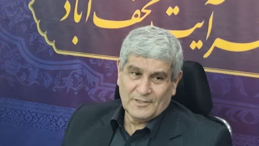 مهرزاد حمیدی سرپرست دانشگاه فرهنگیان ضمن حضور در شهر نجف آباد در رابطه با مسائل مربوط به دانشکده شدن مرکز شهید آیت جا دارد بگویم که همه ما به دنبال بهبود یافتن شرایط هستیم.
