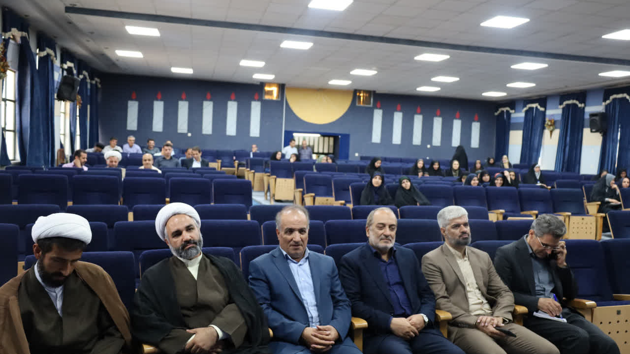 برگزاری دوره «ضیافت اندیشه استادان» دانشگاه فرهنگیان استان اصفهان