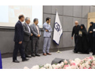 تجلیل از خانواده شهید والامقام دادگستر در جشن دانشآموختگی دانشجومعلمان ورودی ۱۴۰۱ دانشگاه فرهنگیان گیلان