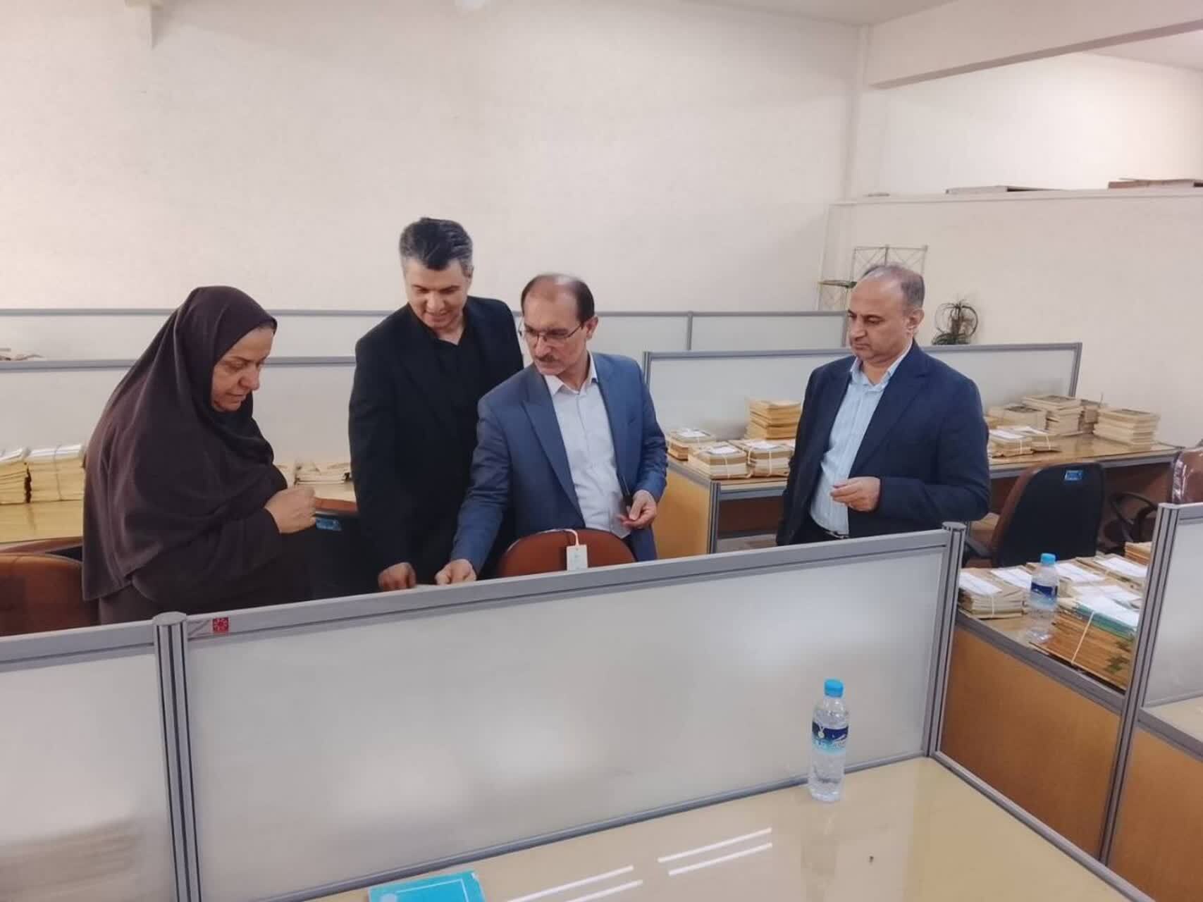 بازدید سرپرست دانشگاه فرهنگیان گیلان از روند اجرای طرح «فرصت مهر ۱۴۰۵» در بخش کتابخانه