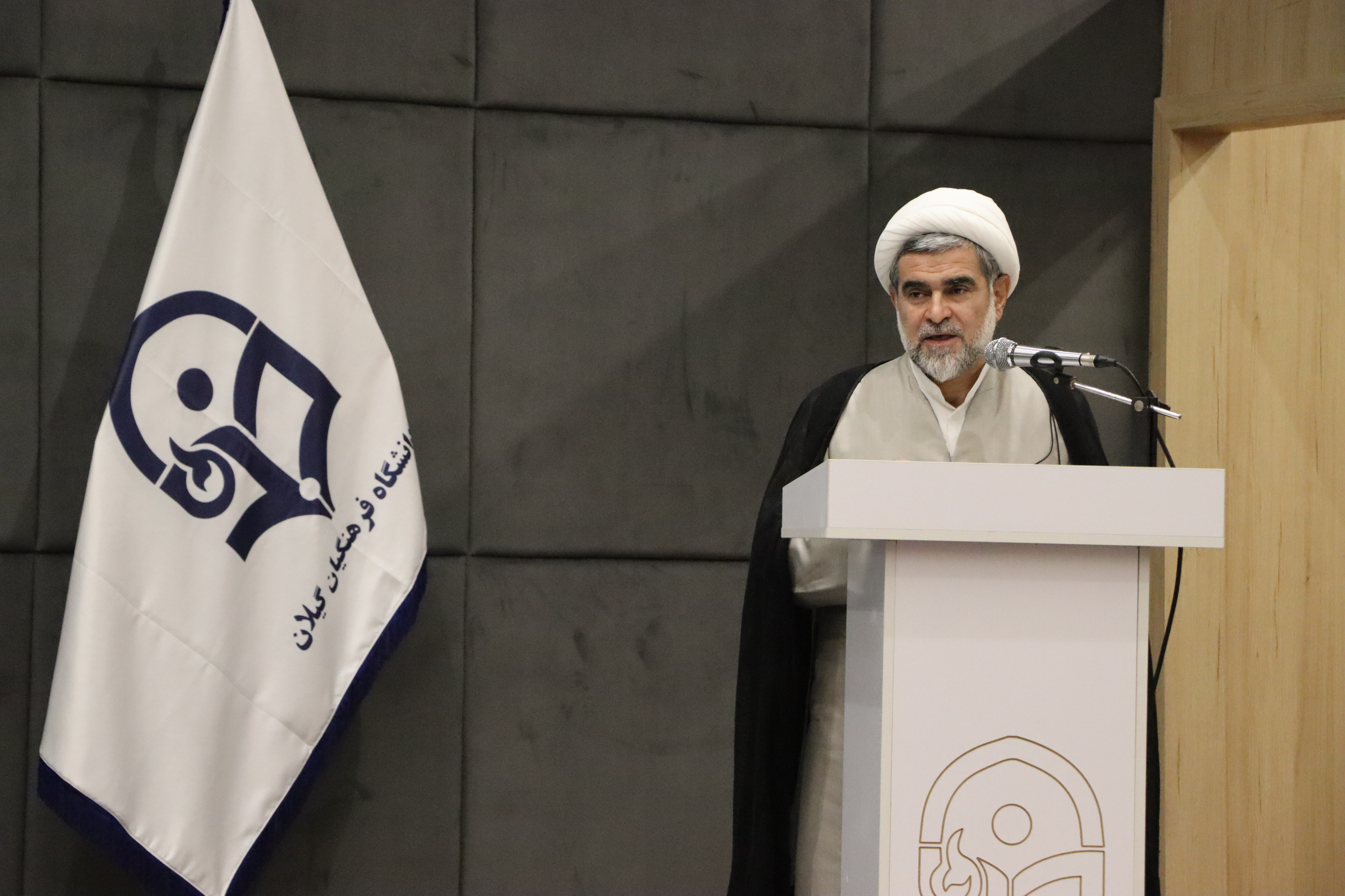 تأکید مسئول نهاد نمایندگی مقام معظم رهبری در دانشگاه فرهنگیان گیلان بر عدالت اسلامی و تربیت نسل آینده‌ساز