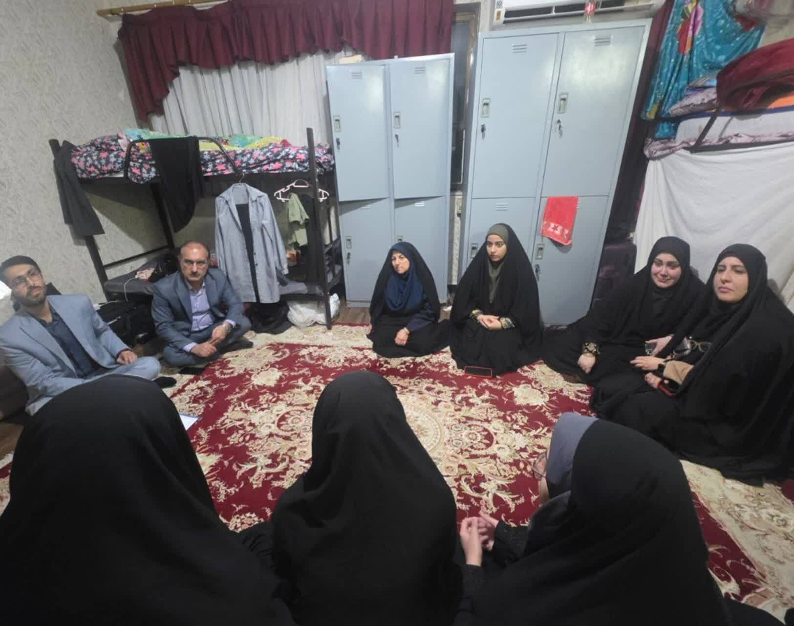 بازدید سرپرست دانشگاه فرهنگیان گیلان از سرای دانشجویی دختران و بررسی مسائل و مطالبات دانشجویان