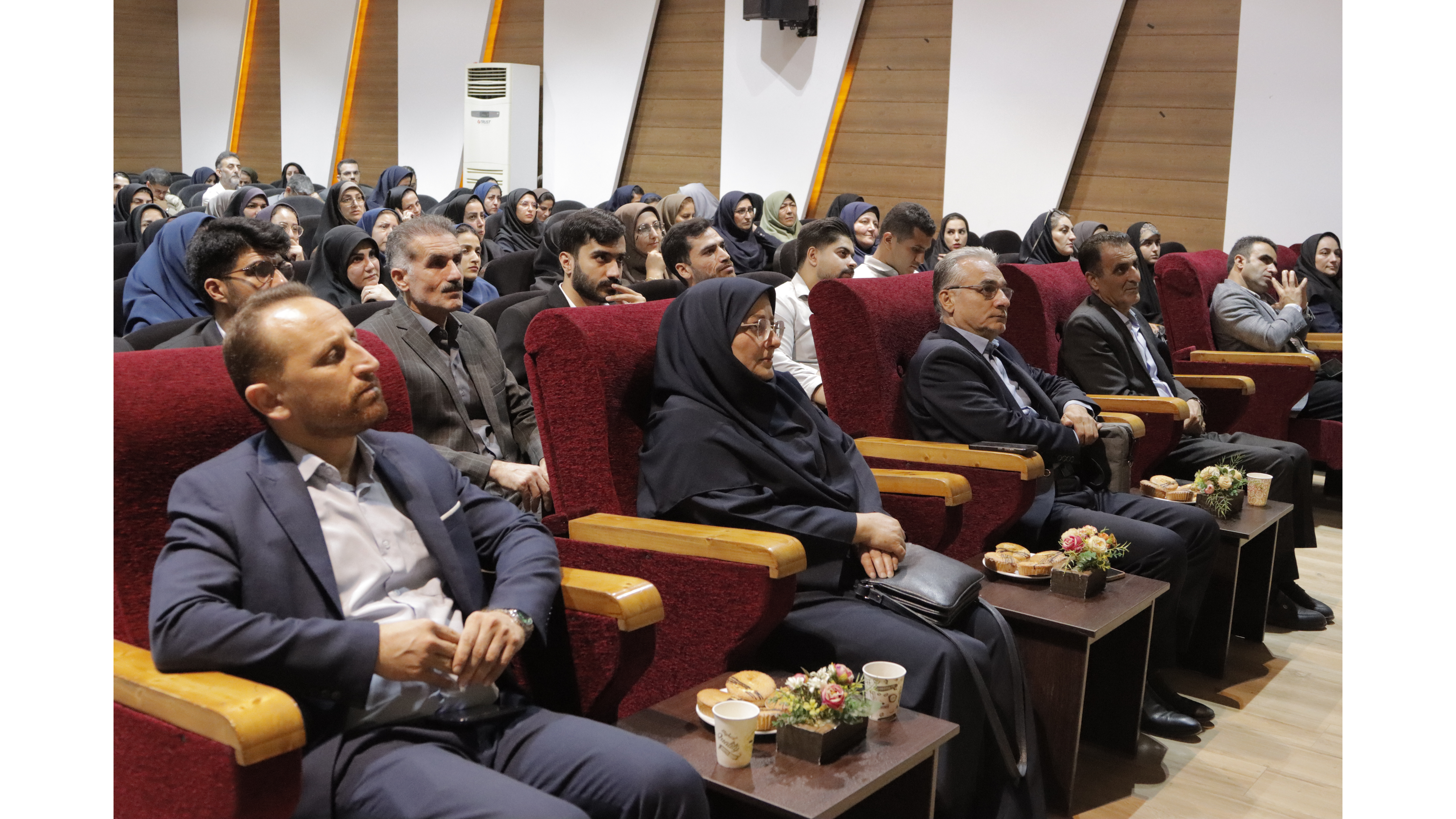 دوره توجیهی مدیران و معلمان راهنمای مدارس مجری کارورزی مقطع ابتدایی برگزار شد