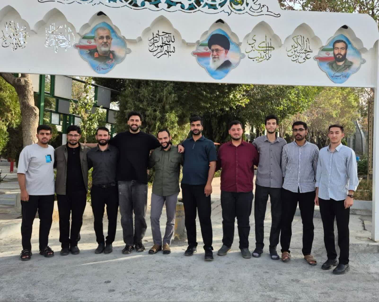 دوره معرفتی-تشکیلاتی «حلیف»، با هدف توانمندسازی و تقویت روحیه کنشگری، به مدت ۵ روز از تاریخ ۱۷ الی ۲۱ شهریورماه به میزبانی شهر اراک برگزار شد.