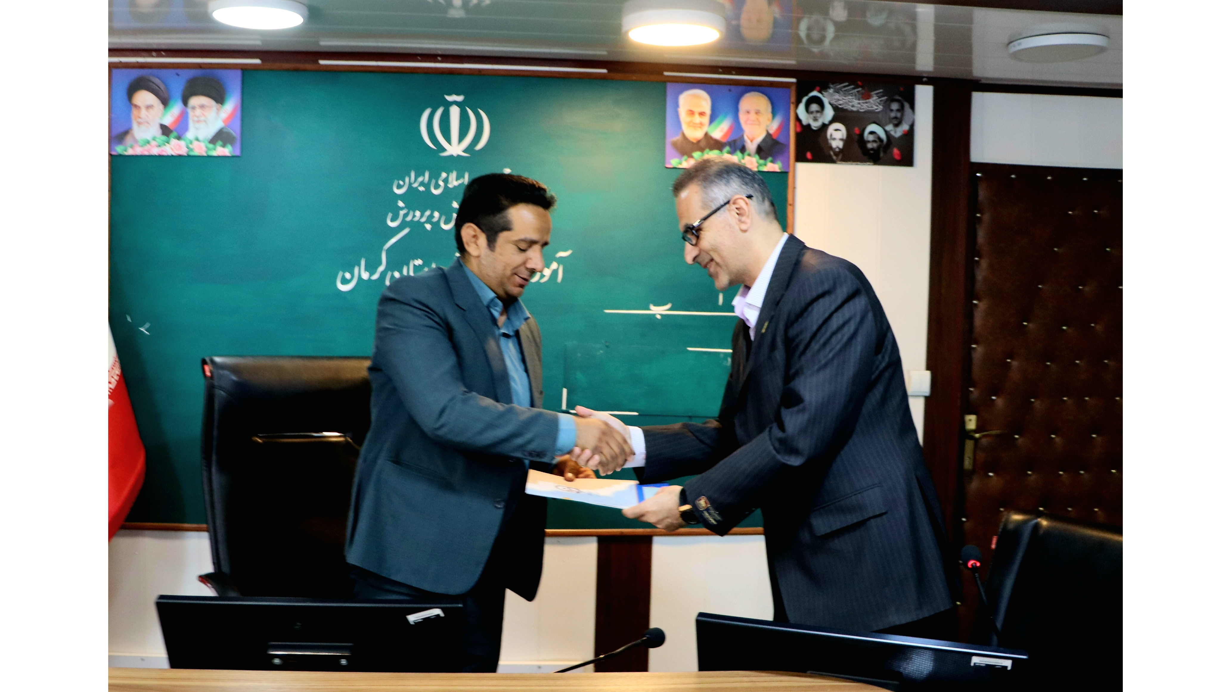 هم افزایی با آموزش و پرورش، راهبرد کلیدی موفقیت دانشگاه است