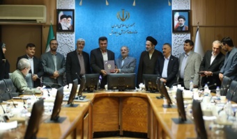 تجلیل از دکتر مرزبان ادیب منش دانشیار دانشگاه فرهنگیان کرمانشاه به عنوان استاد سرآمد آموزشی کشوری