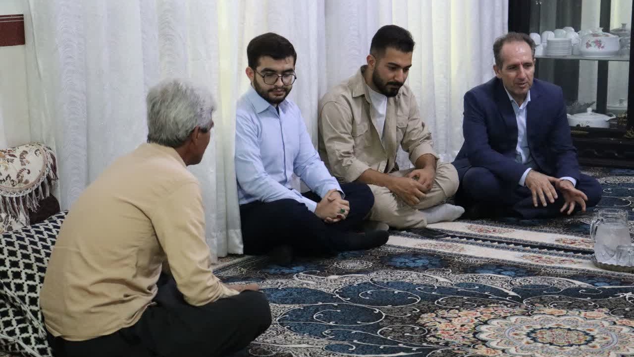 دیدار با خانواده دو شهید گرانقدر روستای کرتویج علیا