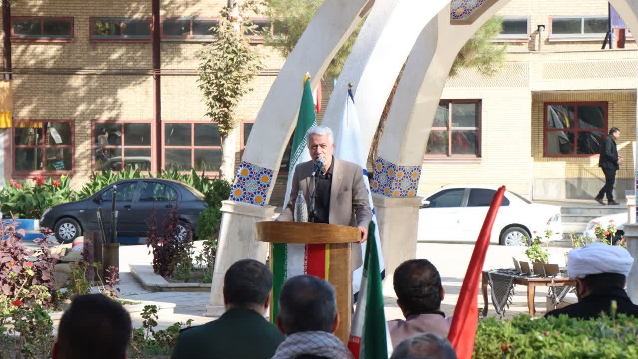 آیین گرامی داشت هفته دفاع مقدس در دانشگاه فرهنگیان خراسان رضوی