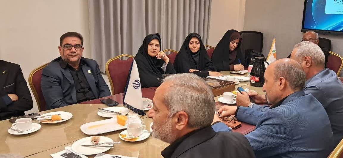 دیدار صمیمانه تعدادی از اعضای هیات رییسه و بازنشستگان دانشگاه فرهنگیان استان با مقام عالی وزارت