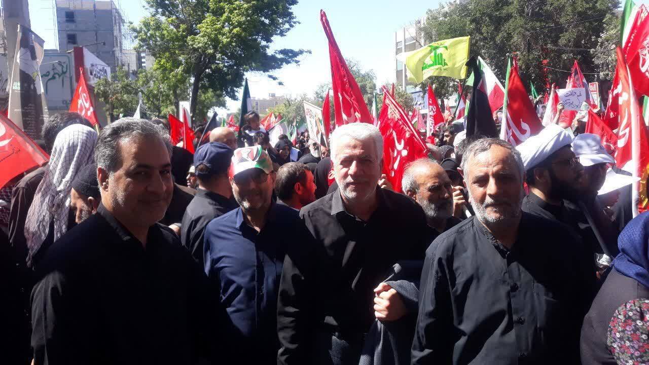 حضور هیئت رئیسه دانشگاه فرهنگیان خراسان رضوی در مراسم تشییع رهبر شهید انقلاب اسلامی
