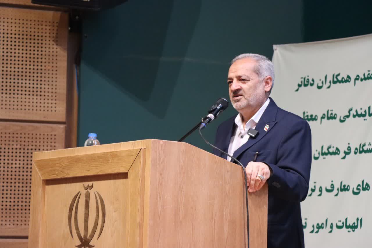 تأکید وزیر آموزش و پرورش بر تقویت ابعاد تربیتی در دانشگاه فرهنگیان