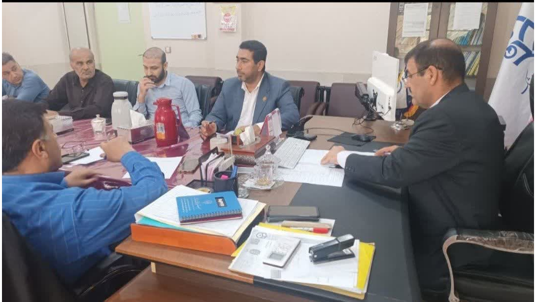 جلسه شورای عمران دانشگاه فرهنگیان استان خوزستان در مرکز اموزش عالی امام رضا(ع) اندیمشک