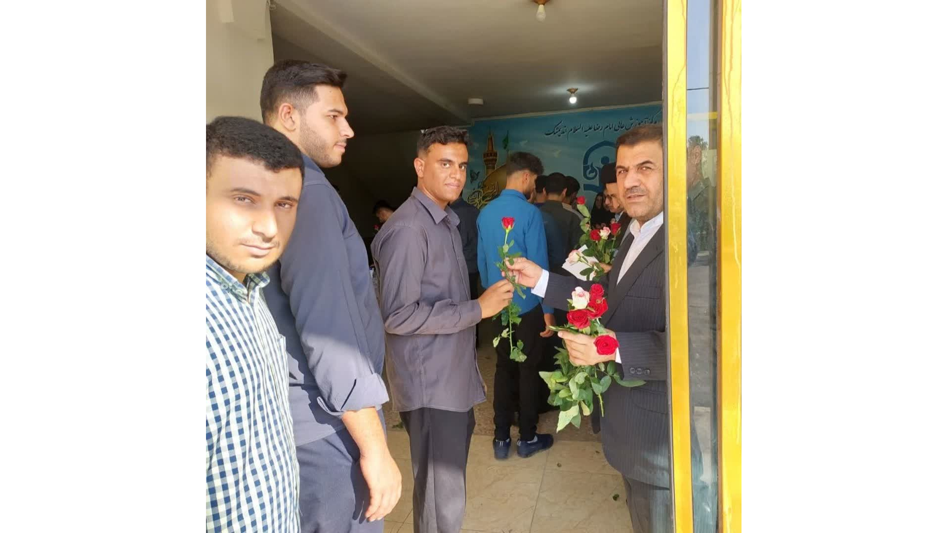 آیین «زنگ مهر» و استقبال از دانشجویان دانشگاه فرهنگیان اندیمشک برگزار شد.