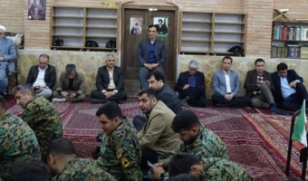 تجدید میثاق دانشگاهیان کردستان با آرمان‌های «شهدای خدمت»/ طنین وحدت در آیین بزرگداشت شهید جمهور و شهید موسوی در مسجد جامع سنندج