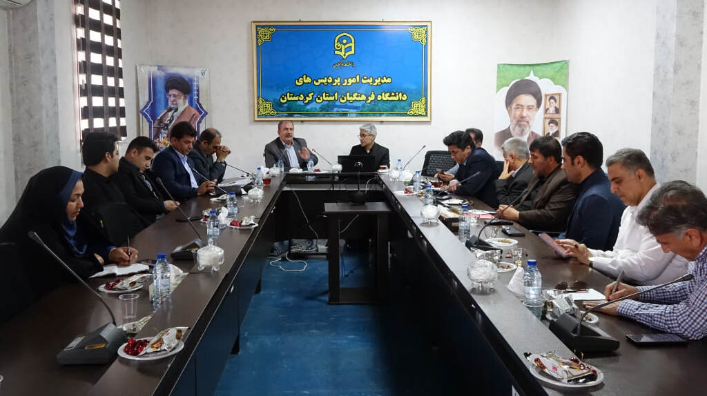 برگزاری نشست با اندیشکده حکمرانی و قانونگذاری استان کردستان
