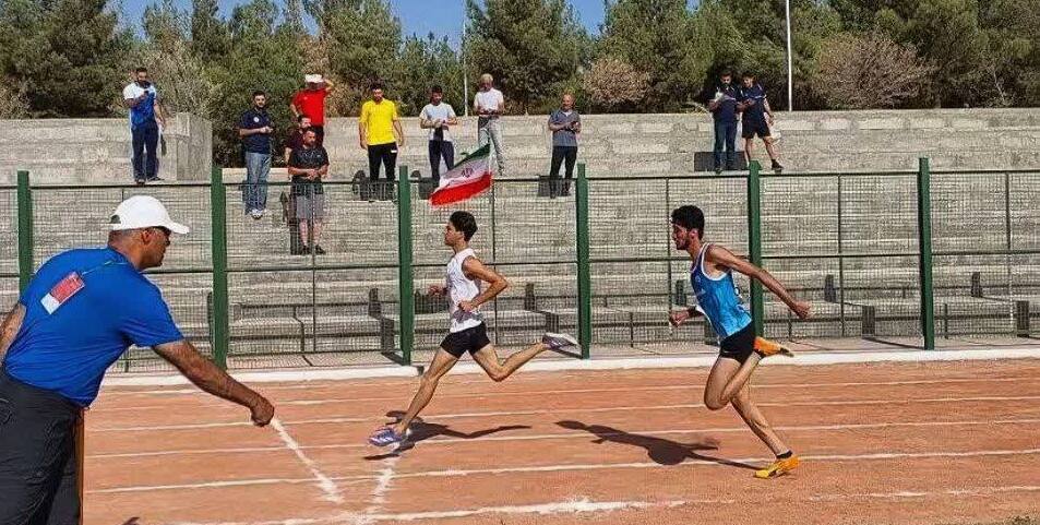 سومین طلای کاروان ورزشی دانشگاه فرهنگیان کردستان با درخشش دوومیدانی‌کاران به دست آمد